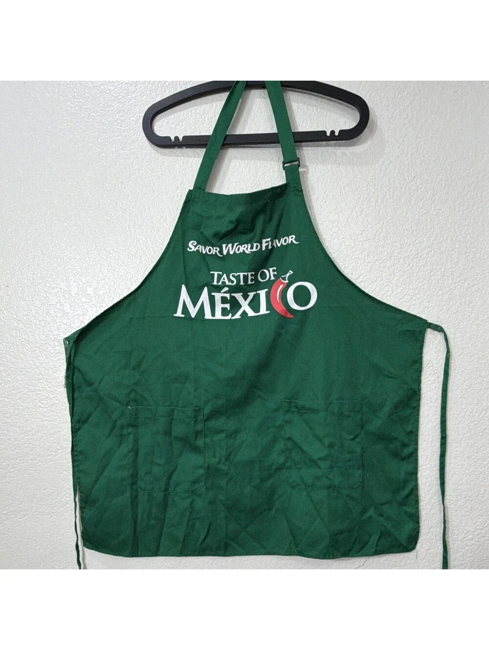 Green Bib Apron Savor World Flavor Taste of Mexico Graphic Adjustable Neck